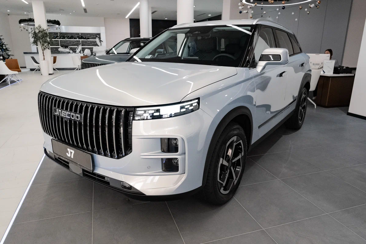 Jaecoo J7 с автосалона по цене от 1 575 000 рублей