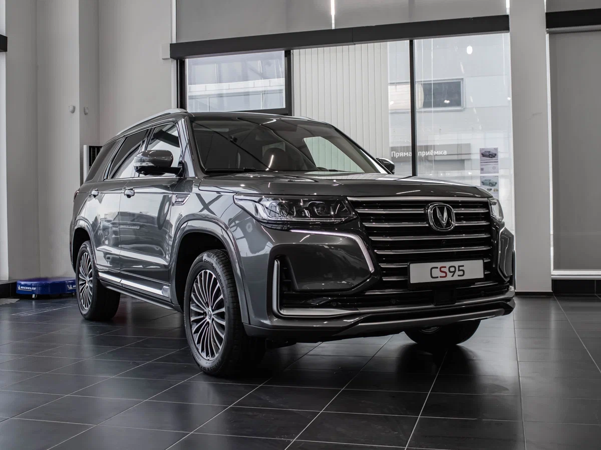 Changan CS95 купить по цене от 2 544 000 рублей